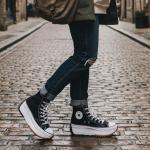 Converse Beyaz Siyah Uzun Kalın Kauçuk Taban