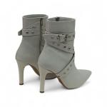 Bej Toka Detaylı İnce Taban Sivri Burun Kadın Topuklu Bot