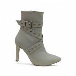 Bej Toka Detaylı İnce Taban Sivri Burun Kadın Topuklu Bot