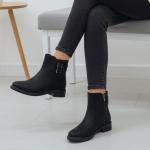 Siyah Süet Toka Detaylı Yandan Fermuarlı Kadın Bot