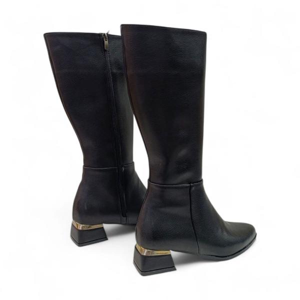Siyah Yandan Fermuarlı Sivri Burun Topuklu Kadın Çizme