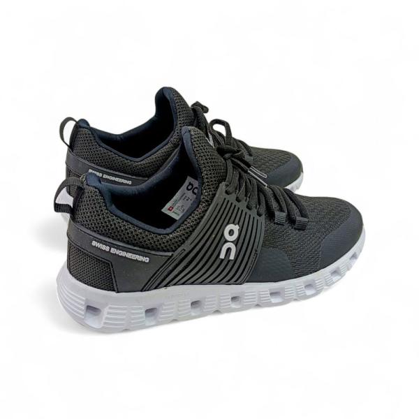 On Cloud Siyah Taban Beyaz