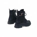 Siyah Cilt Zincir Detaylı Bağcıklı Yandan Fermuarlı Kadın Bot