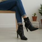 Siyah Cilt Toka Detaylı Yandan Fermuarlı Yüksek Topuklu Kadın Bot