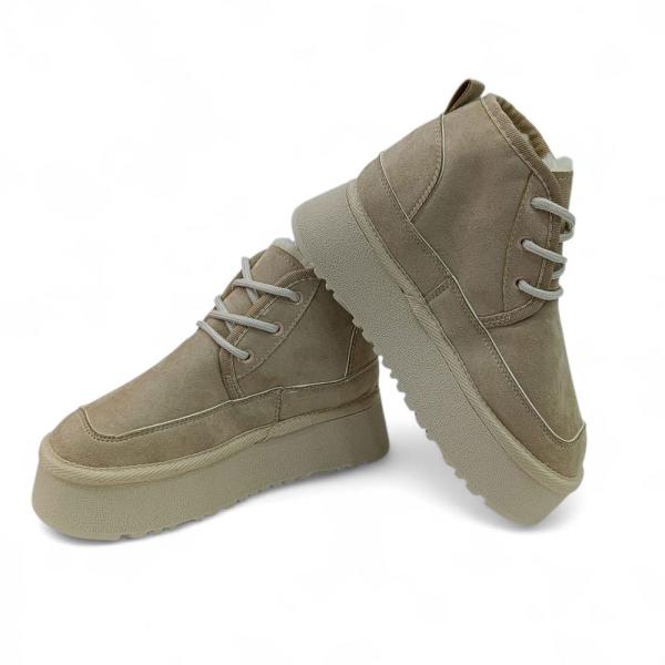 UGG Bej Yüksek Taban Bağcıklı Kadın Bot